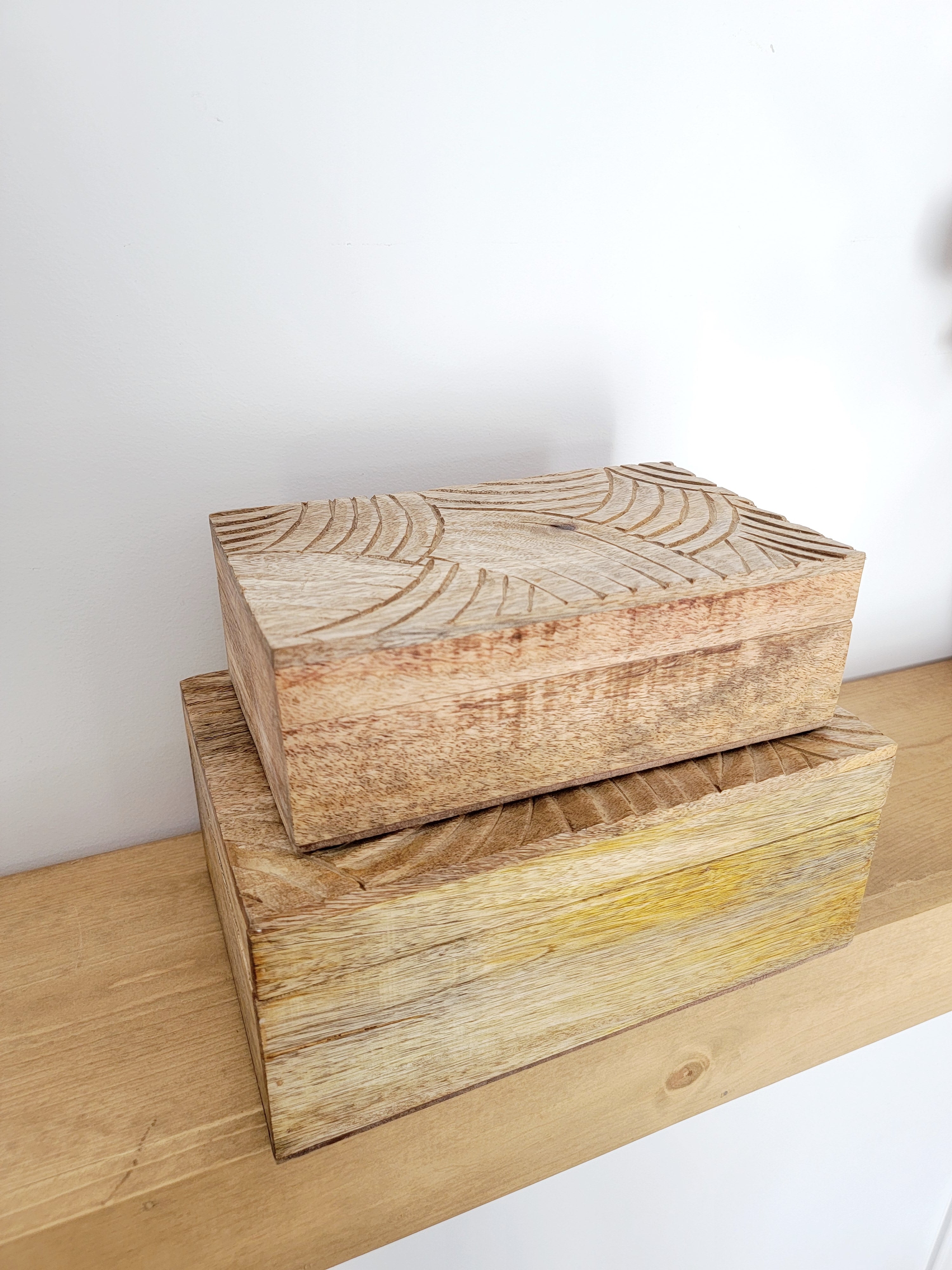 Mango wood boxes (set of 2)