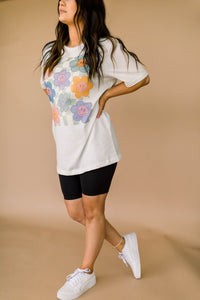 Checkered smiley flowers oversized tee