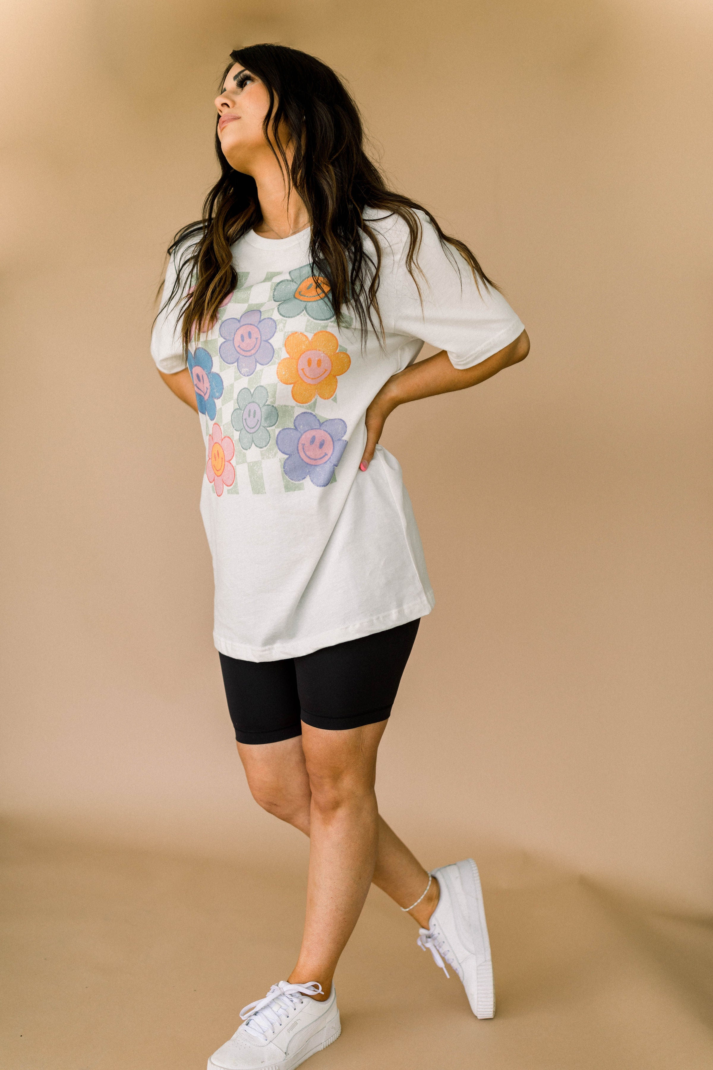 Checkered smiley flowers oversized tee